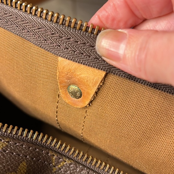 Louis Vuitton Keepall Bandouliere - Picture 15 of 16